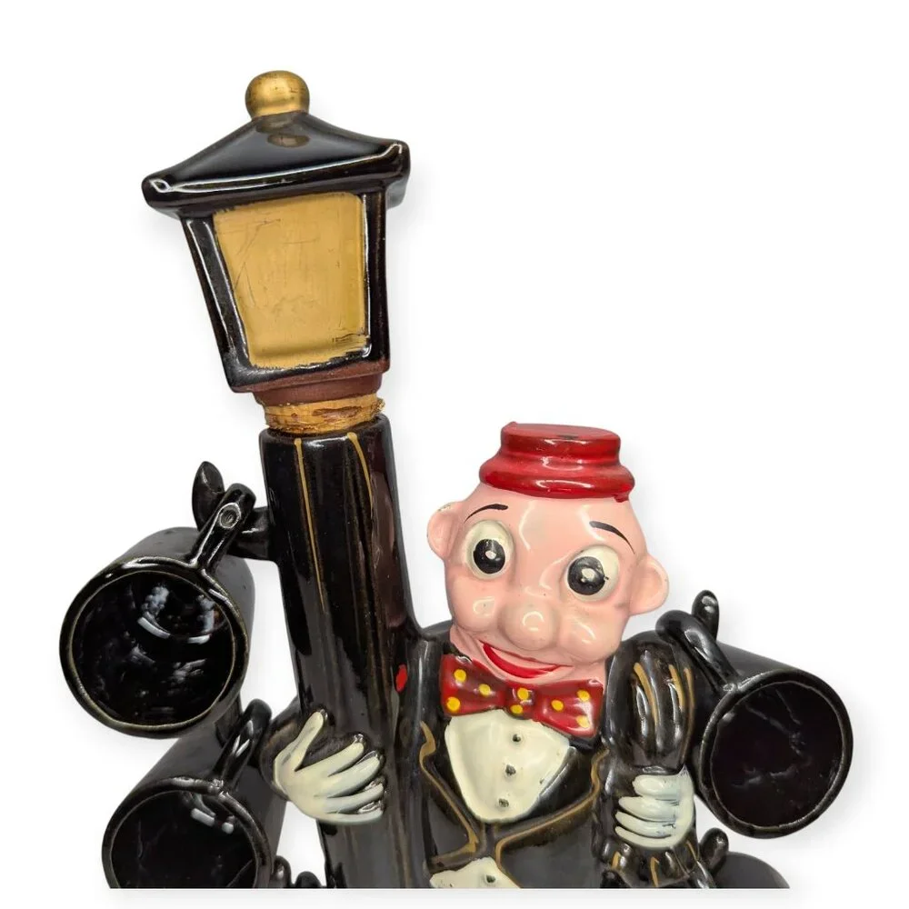 Vintage Lamppost Ceramic Figure Decanter with 6 Cups Made in Japan